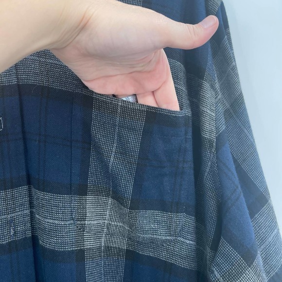 Saddlebred Blue and Gray Plaid Casual Button Down Shirt - Picture 5 of 11